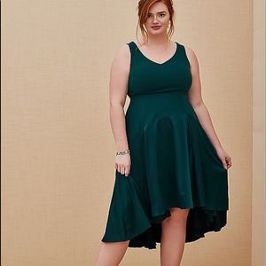 Torrid size 20 Green Scuba knit Satin dress